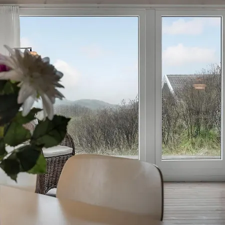 بيت للعطل Lovely Home In Lokken With Sauna