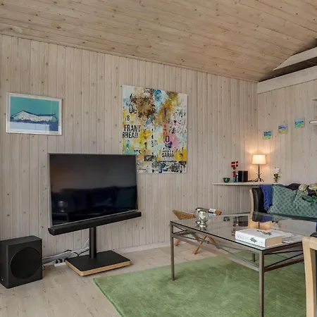 Lovely Home In Lokken With Sauna بيت للعطل
